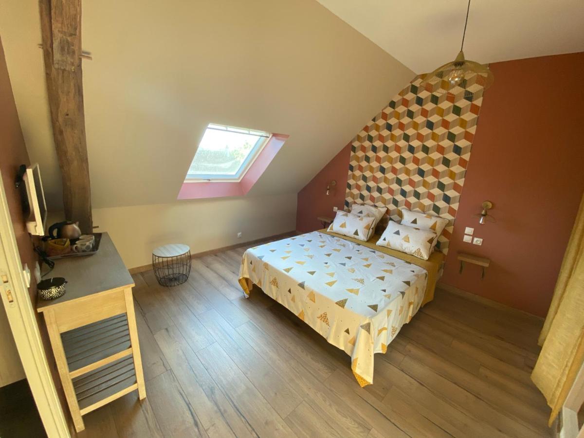 Neuillé-le-Lierre Chambres D Hotes De La Mauguiniere מראה חיצוני תמונה